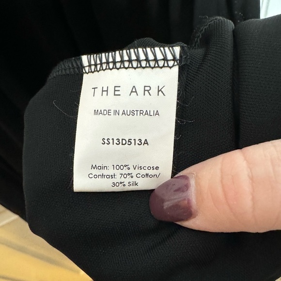 THE ARK Australia Black Midi Pleated Dress Size Small - Picture 4 of 5